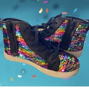 STEVE MADDEN Jseeker Multi Colored Rainbow Sequin Hi Top Sneakers Girls Sz 4M